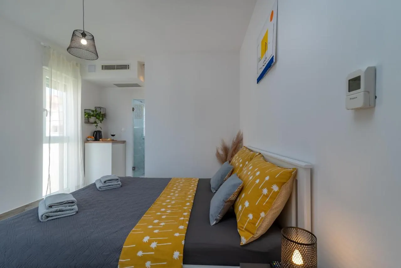 Apartment Apartmani Luce Trogir